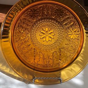 Amber tiara cake/ sandwich tray